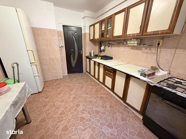 Apartament 3 camere, DECOMANDAT, ETAJ 1, Esplanada Nicolina - 6