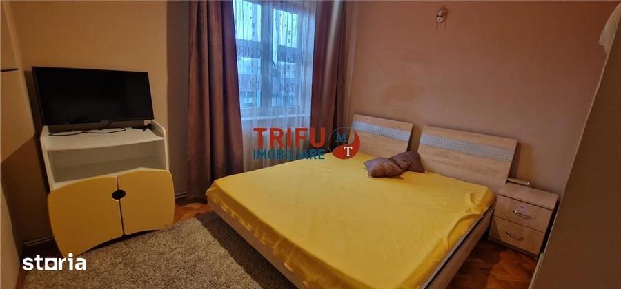 Apartament cu 4 camere decomandat în Lipoveni