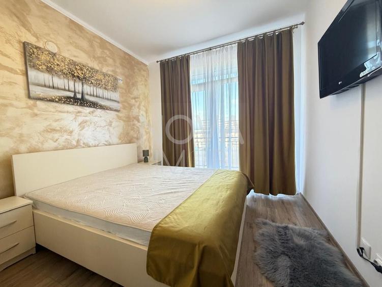 Apartament cu 2 camere semidecomandat, mobilat în Exterior Vest