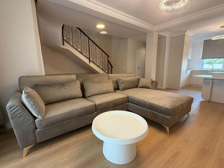 Duplex cu 3 camere cu Canalizare în Moșnița Nouă