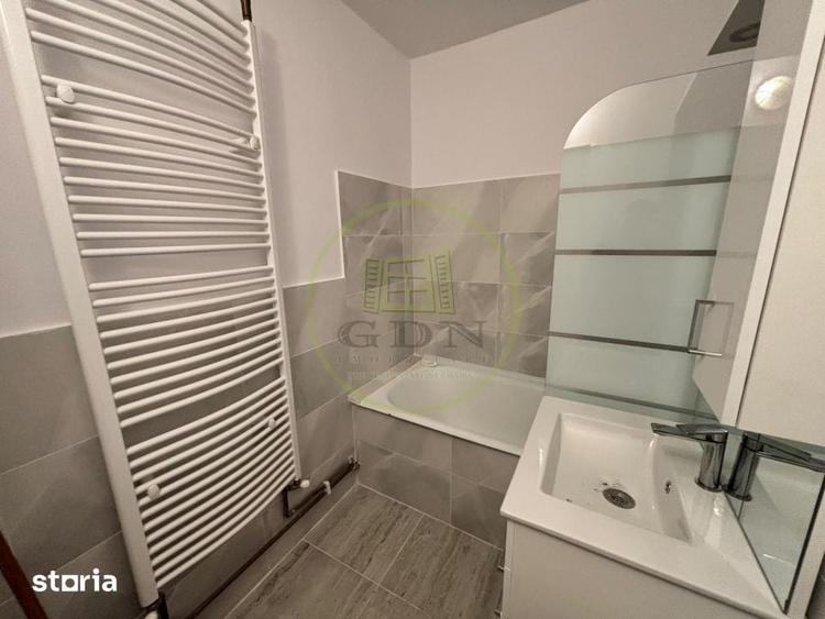 Apartament cu 2 camere decomandat în 1 Mai