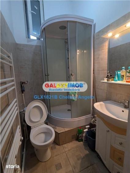 Apartament cu 5 camere în Centrul Civic
