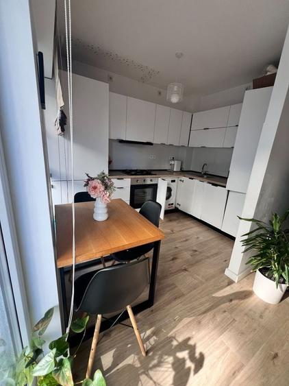 Apartament cu 3 camere decomandat în Pipera