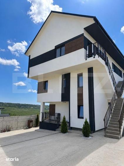Apartament cu 3 camere în Rediu