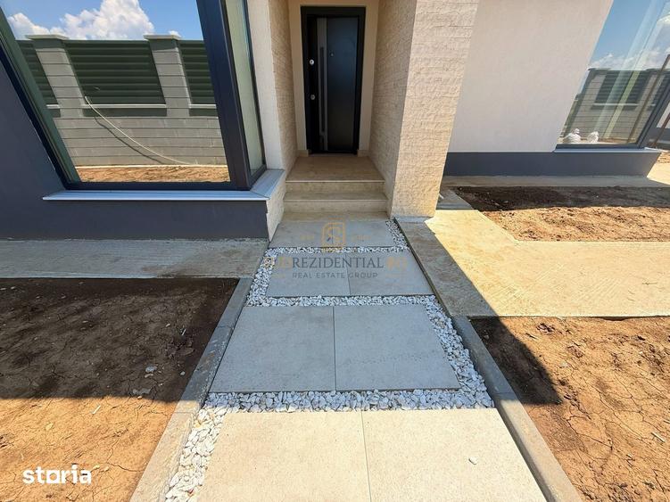 Casă cu 3 camere cu Teren 350 Mp în Vidra