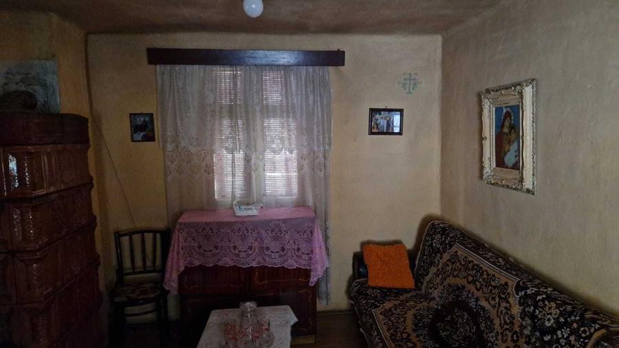 Casă cu 3 camere în Conop