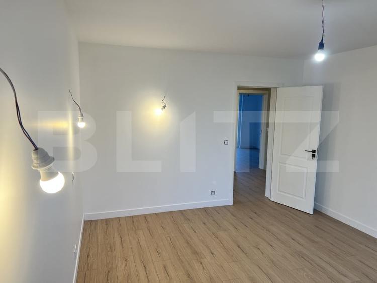 Casă individuală cu 4 camere cu Teren 500 Mp în Exterior Est