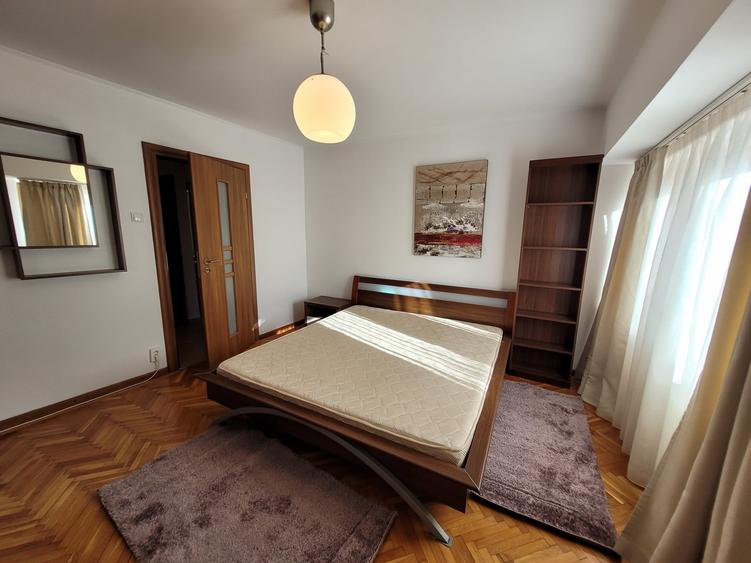 Apartament cu 2 camere decomandat, mobilat în Unirii