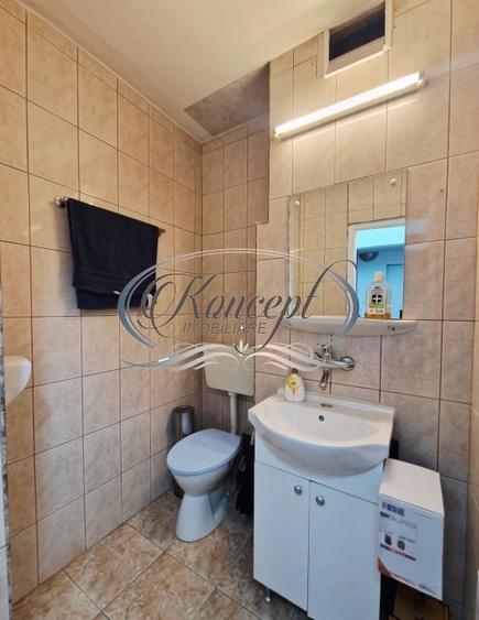 Apartament cu 3 camere decomandat, mobilat în Zorilor