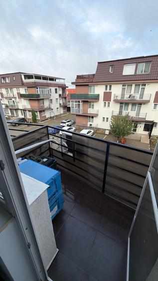 Apartament cu 3 camere decomandat în Măgurele