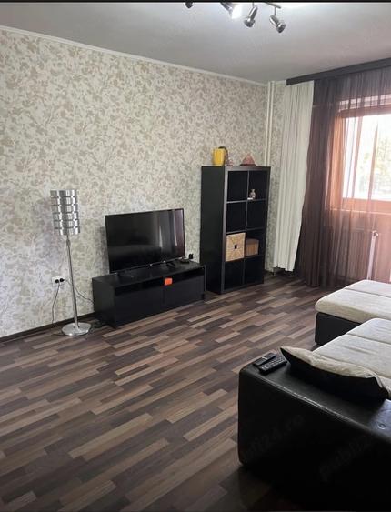 Apartament cu 2 camere decomandat în Frații Golești