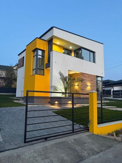 Casă cu 4 camere cu Teren 550 Mp în Bucium