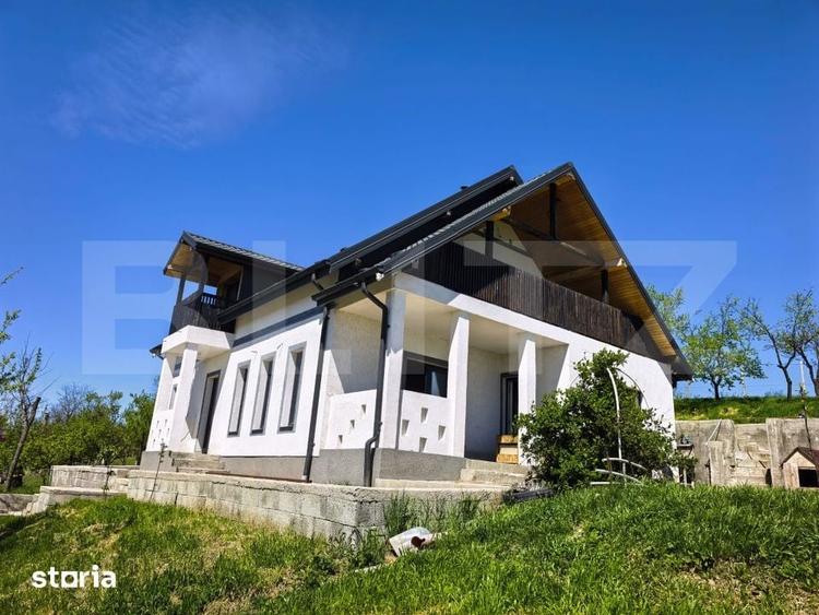 Casă cu 7 camere cu Teren 1500 Mp în Miroslava