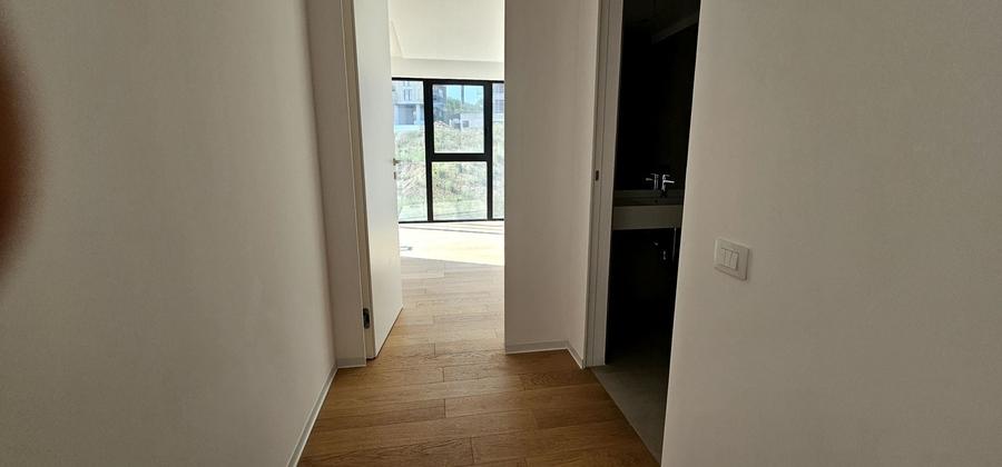 Apartament cu 3 camere decomandat în Barbu Văcărescu