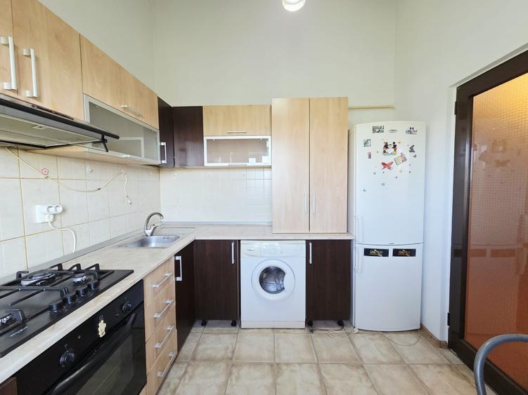 Apartament cu 2 camere decomandat în Siderurgiștilor