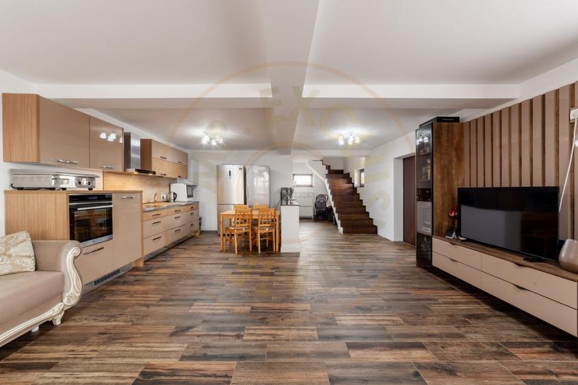 Casă individuală cu 3 camere cu Teren 477 Mp în Bradu