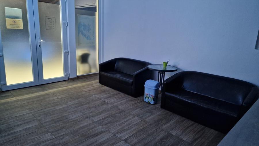 Casa + spatiu comercial - 3