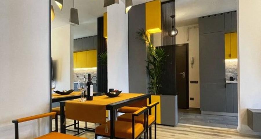 Apartament cu 2 camere semidecomandat, mobilat în Sisești