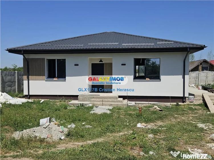 Casă cu 3 camere cu Teren 400 Mp în Crevedia