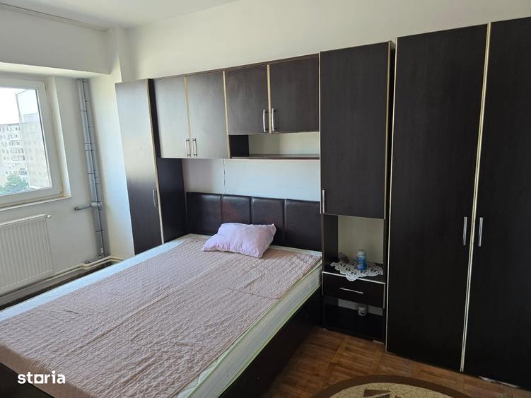 Apartament cu 3 camere în Casa de Cultură