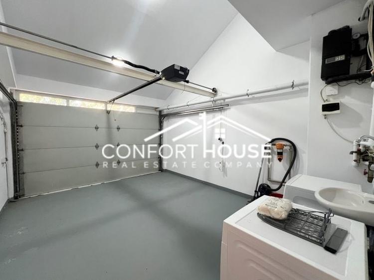 Duplex cu 6 camere cu Piscina în Iancu Nicolae