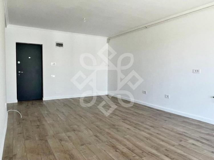 Apartament cu 2 camere semidecomandat în Oncea