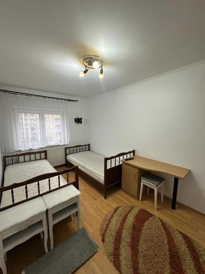 Oferta !!!! Apartament 2 camere Centrul  Civic  400 - 3