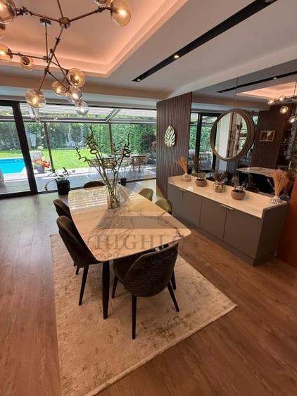 Duplex cu 9 camere cu Piscina în Pipera