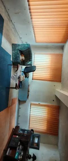 Casă cu 5 camere cu Teren 120 Mp în Teiu