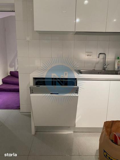 Apartament cu 5 camere decomandat în Cișmigiu