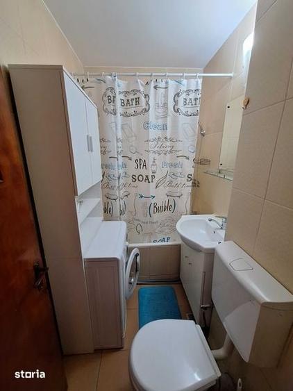 Garsonieră în Titan