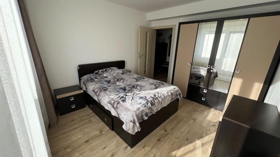 Apartament cu 2 camere semidecomandat, mobilat în Mărăști