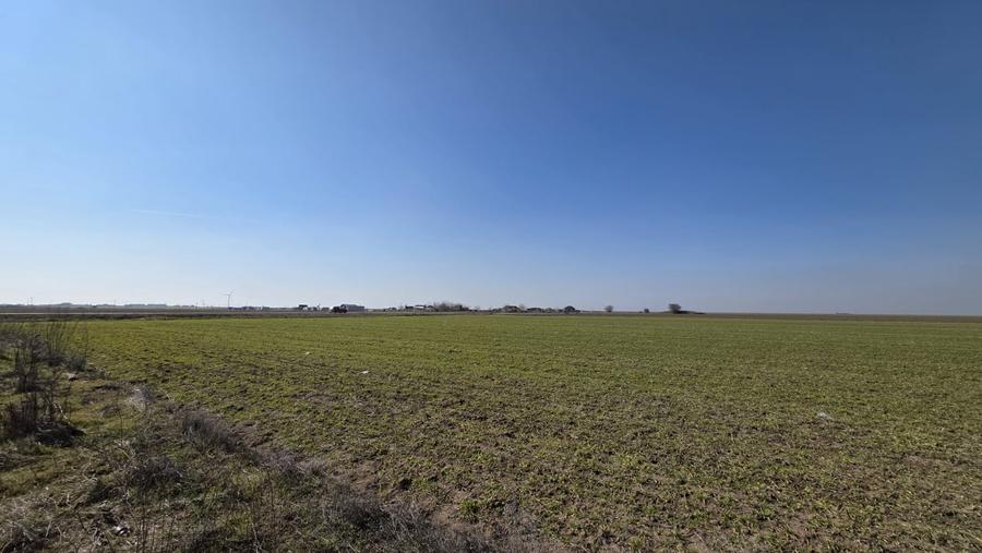 Teren agricol intravilan de 500 mp, în Corbu