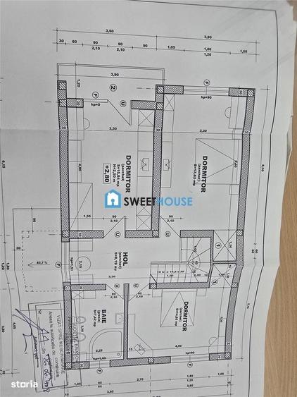 Casă cu 4 camere în Central