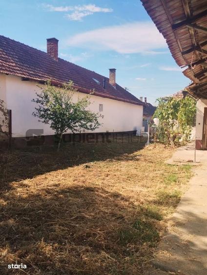 Casă cu 3 camere în Borș
