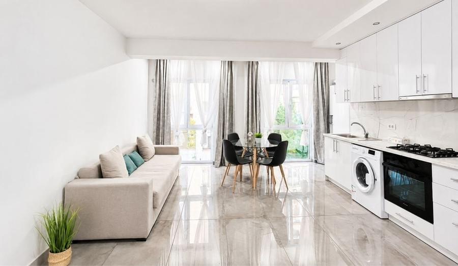 Apartament cu 2 camere decomandat în Central