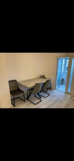 Apartament cu 2 camere decomandat în Rovine