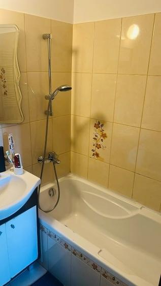 Apartament cu 2 camere decomandat, mobilat în Podul de Fier