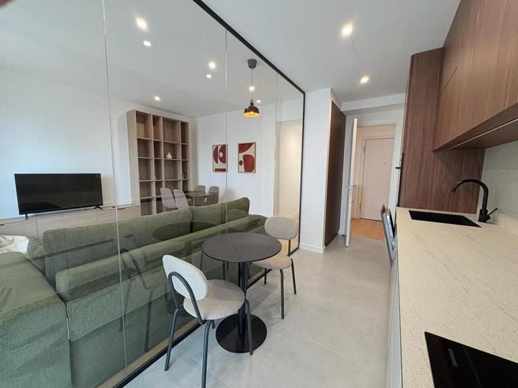 Apartament cu 2 camere decomandat, mobilat în Aviației