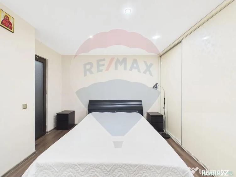 Apartament cu 3 camere decomandat în Central