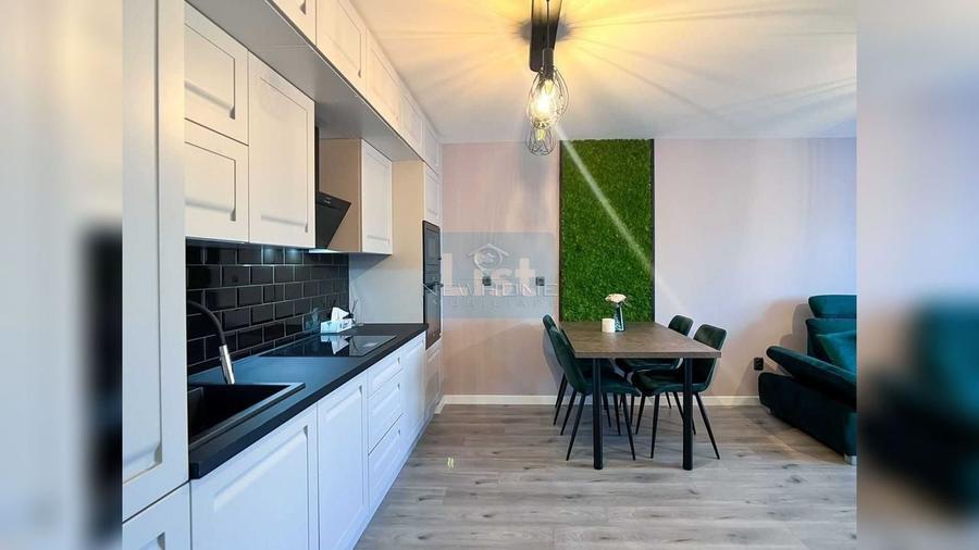 Apartament cu 2 camere semidecomandat, mobilat în Sopor