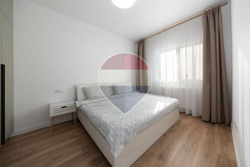 Apartament cu 2 camere, mobilat în Sânpetru