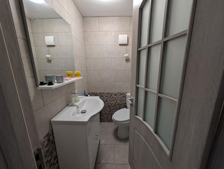 Casă individuală cu 6 camere cu Canalizare în Aviatori