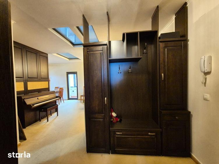 Apartament cu 3 camere în Est