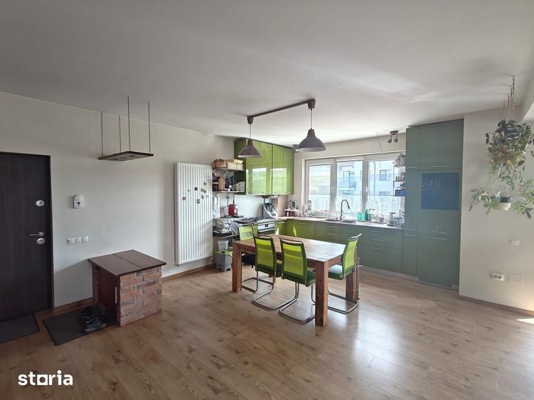 Apartament cu 3 camere în Mărăști