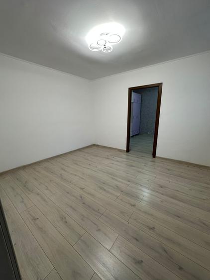 Apartament cu 2 camere semidecomandat, mobilat în Vitan
