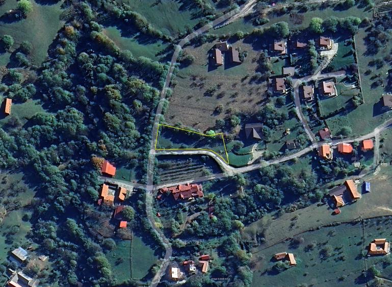 Teren intravilan Bran 1612 mp utilitati drum asfaltat - 1