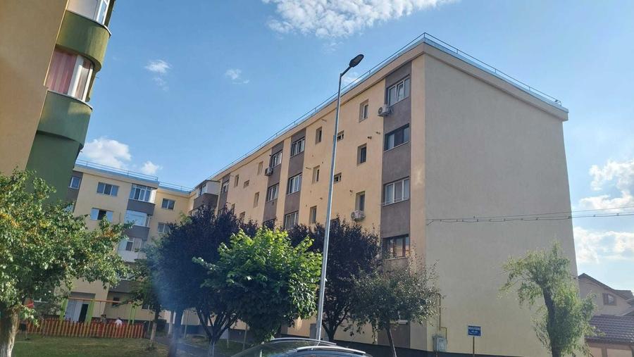 Garsonieră decomandată în Central