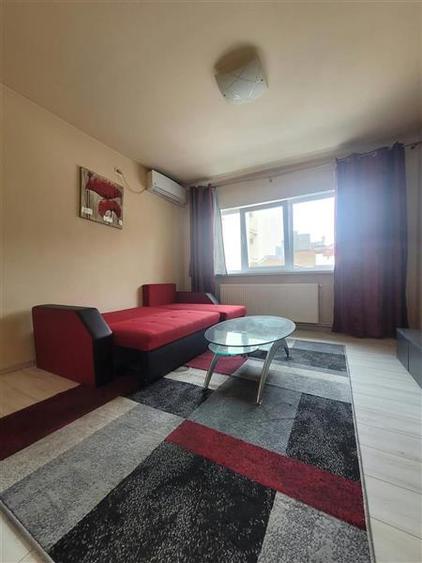 Apartament cu 2 camere decomandat, mobilat în Ultracentral