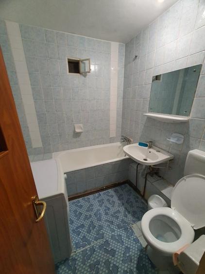 Apartament cu 2 camere semidecomandat în Berceni